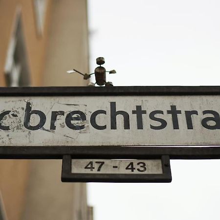 Central, Cozy & Beautiful Designed 2-Rooms Apt. Near River Berlin Exterior foto