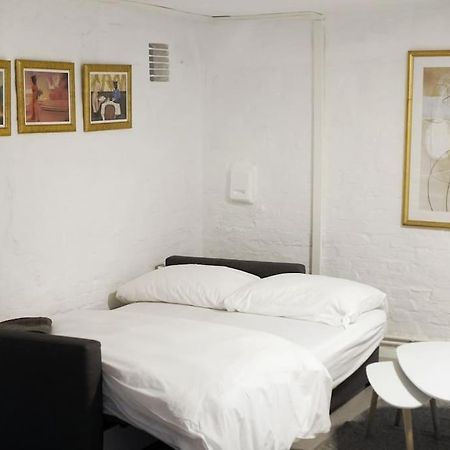Central, Cozy & Beautiful Designed 2-Rooms Apt. Near River Berlin Exterior foto