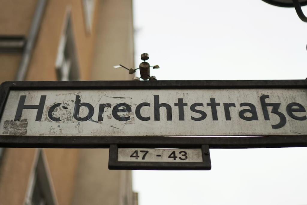 Central, Cozy & Beautiful Designed 2-Rooms Apt. Near River Berlin Exterior foto